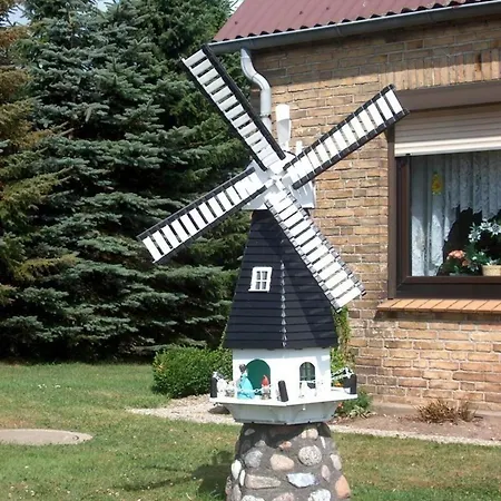 Haus Mit Herz In Schoenhagen *